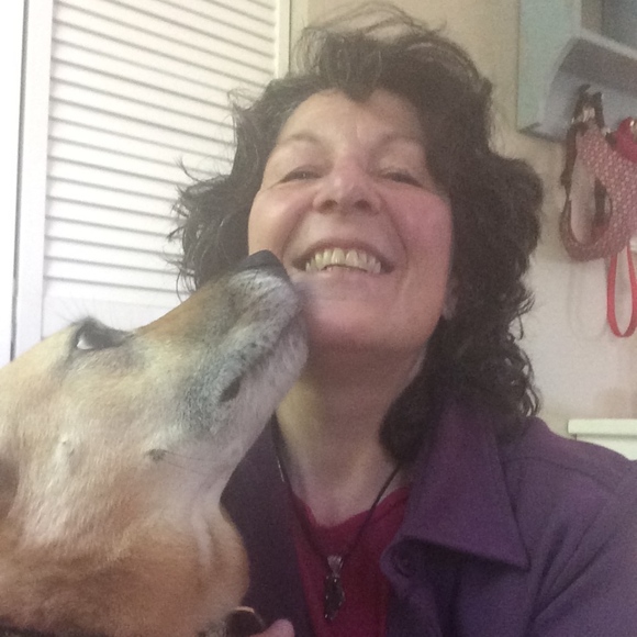 Meet your Posher, Lorraine - Picture 2 of 2